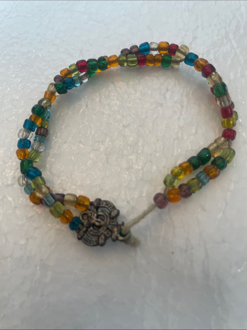 Vintage Y2K multi-strand colorful glass beaded bracelet ornate clasp girls